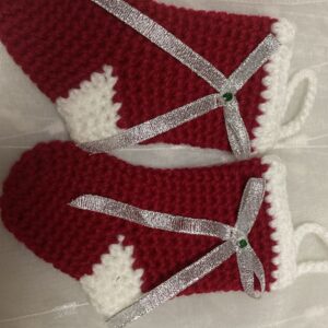 Cutlery holder red and white with silver trim